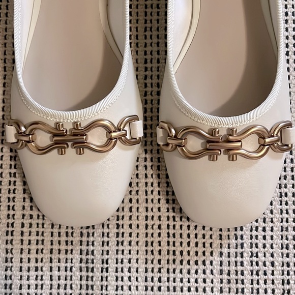 Charles & Keith Ballerina Flats - Picture 8 of 9